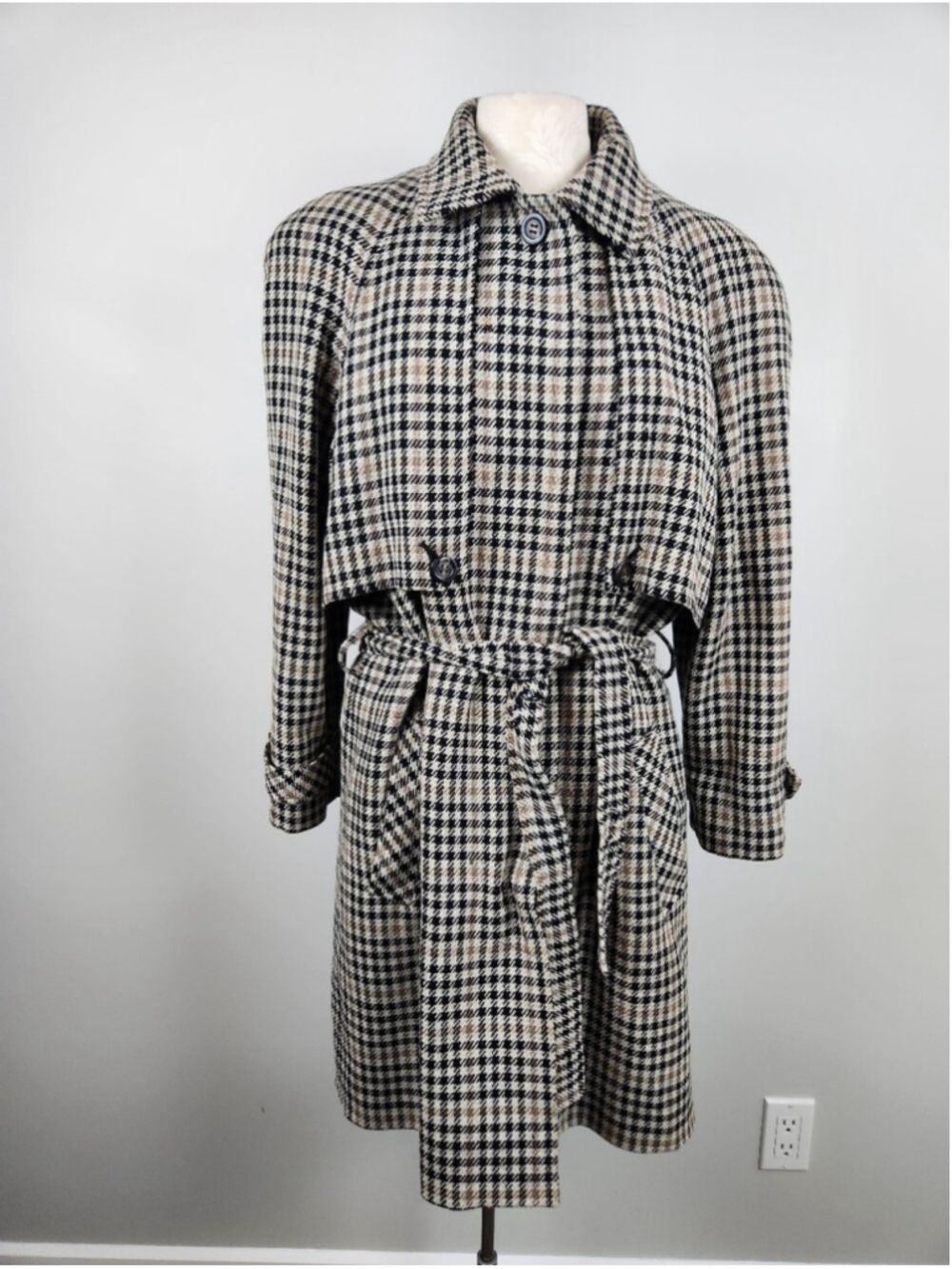 VTG Hourihan Tweed Irish Pure New Wool Tartan Coat *FLAW Sherlock Holmes Preppy
